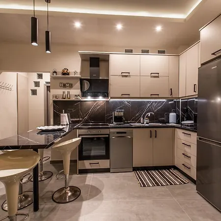 St. Paul Beach Retreat: 2br, 2ba, 55 Tv Netflix